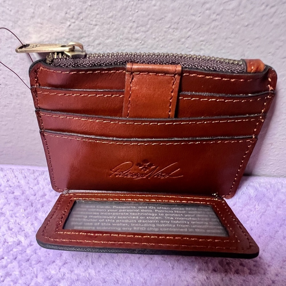 NWT Patricia Nash Cassis Leather Doorways to Italy ID Wallet - Picture 4 of 7